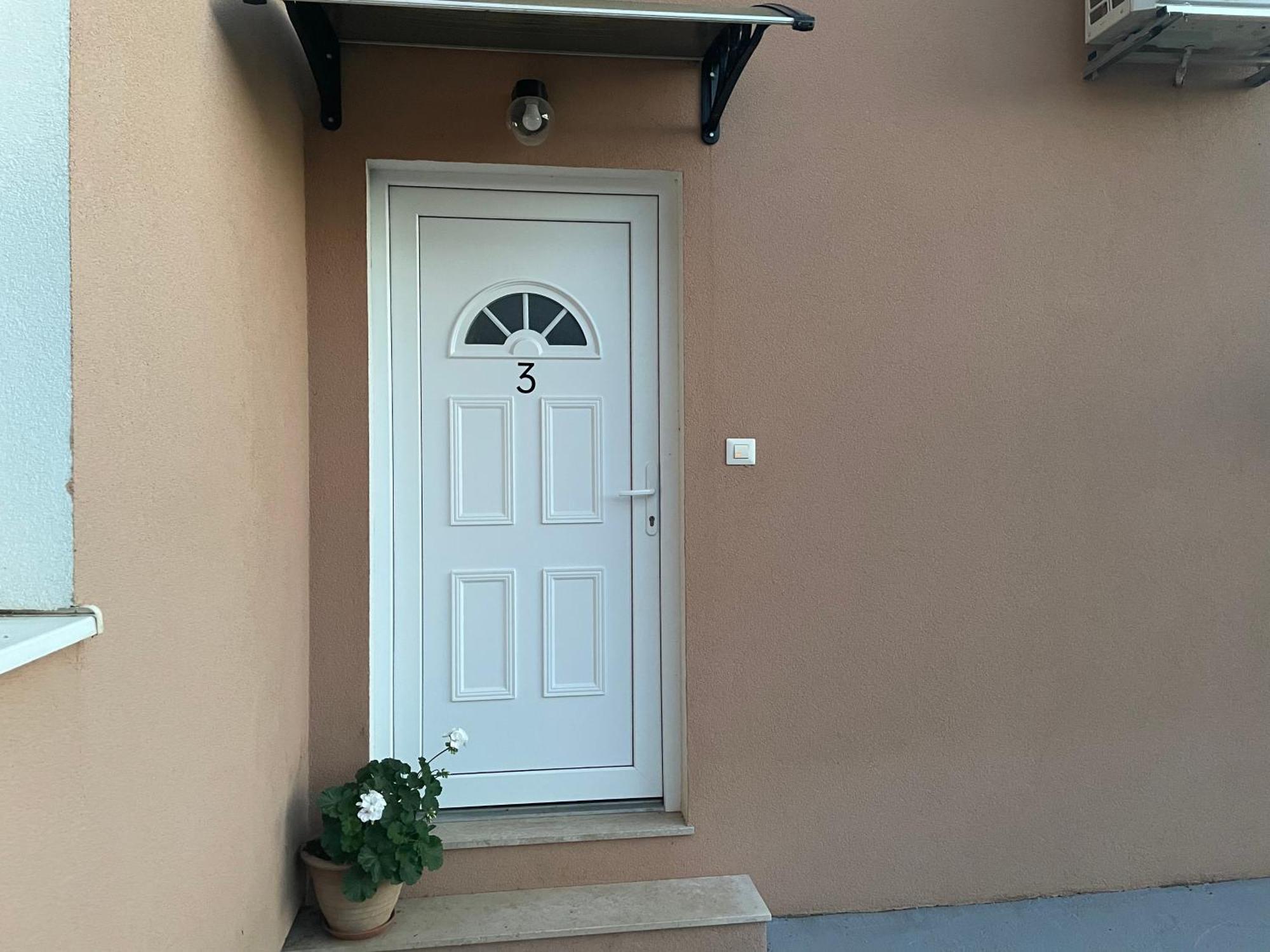 Apartments Dora بوريتش المظهر الخارجي الصورة